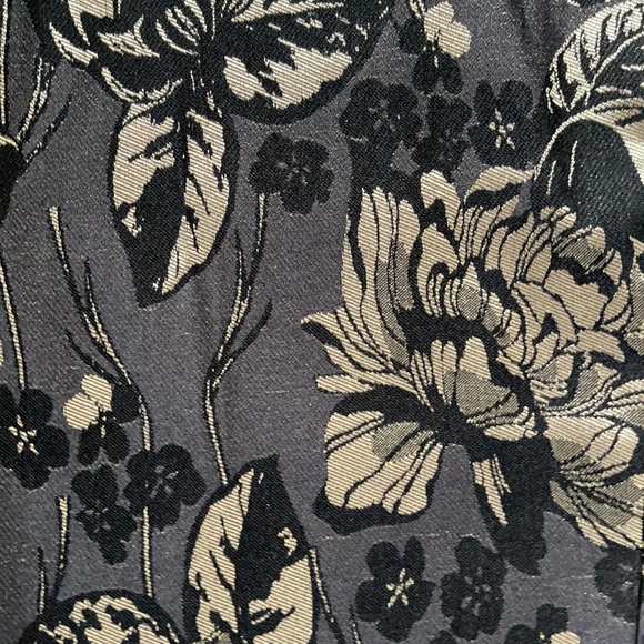 Tummy Control Up Skinny Pants - Picture 3 of 4